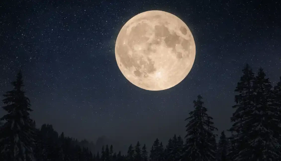آخرین اَبَرماه سال ۲۰۲۵